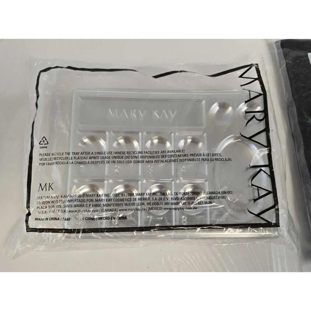 Mary Kay Folding Make-Up Travel Mirror with Tray And Carrying Case - Black New
